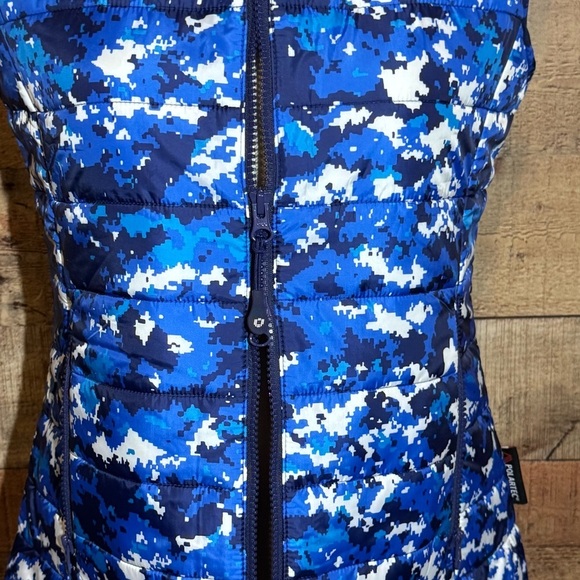 🌻 IBKUL Women's Athleisure Polartec Power Fill Blue Camo Print Quilted Vest sz S - Picture 10 of 15